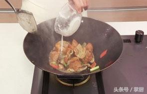 香菇怎么炒好吃又简单，怎么炒香菇好吃又简单（教你怎么炒香菇好吃又简单）