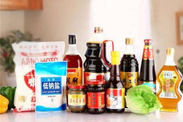 怎样做美味的鸡腿菇炒肉，怎么做鸡腿菇炒肉（菌中新秀的做法、简单原味才是经典、保证能挑起你的味蕾）