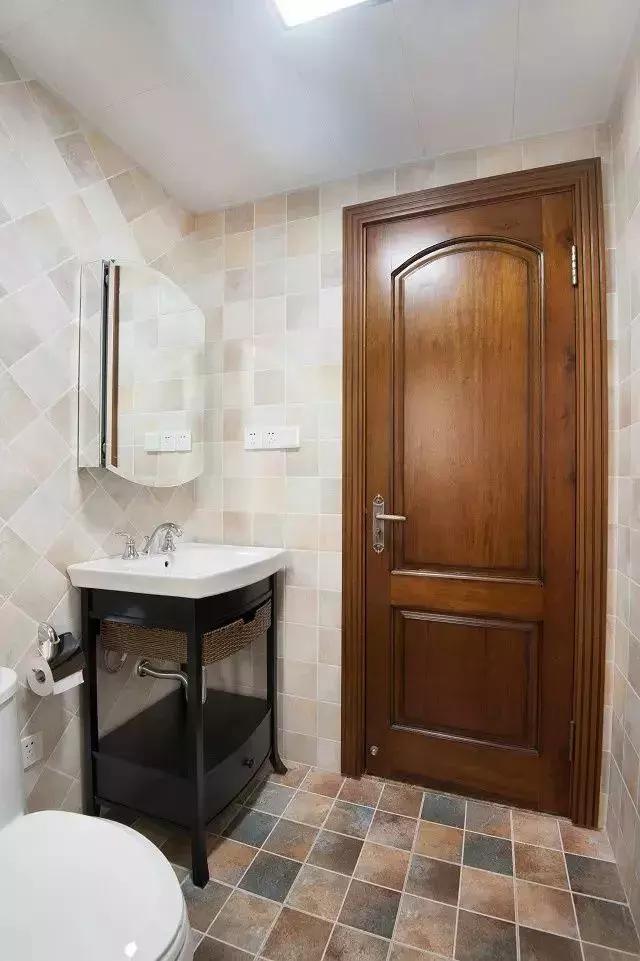 美缝颜色搭配口诀，贵族银和亚浅灰哪个好看做美缝（你一定得知道的瓷砖配色）