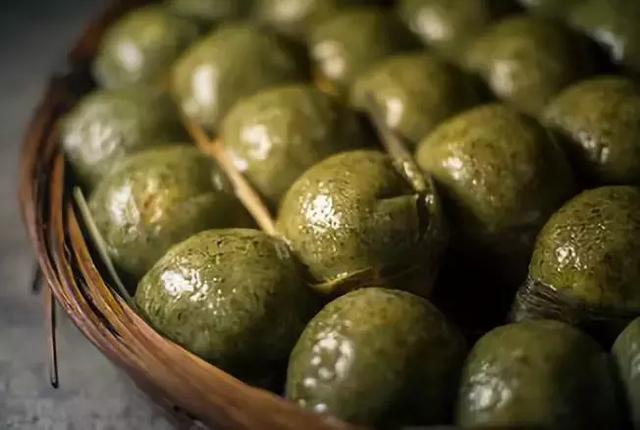 神仙草的功效与作用，神仙草的功效与作用及禁忌（一撮六月“神仙草”）