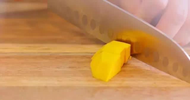 樱桃和火龙果可以一起吃吗，樱桃和火龙果可以一起吃吗孕妇（蒸一下就可以做的甜品）