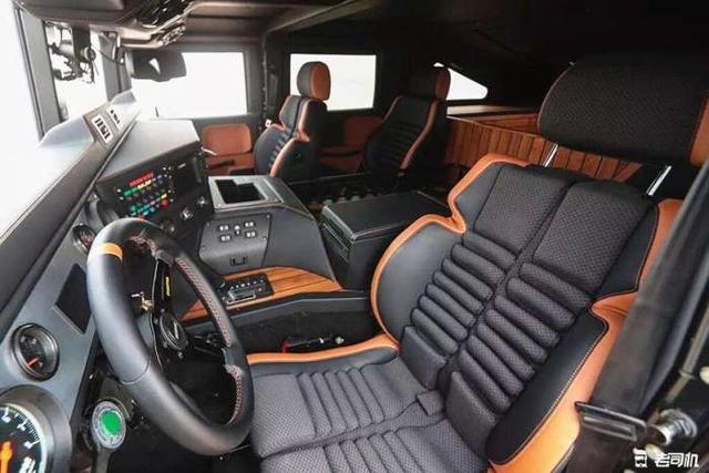 路战神电子狗v8，老是和路对面来车的电（网友：一台能开街的坦克）