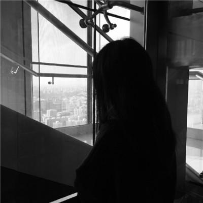 高冷系，微信头像，独二/高冷系女生/真人（霸气的微信头像黑白高冷最新2018）