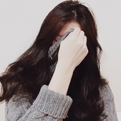 头像伤感女生图片，伤感女生头像（伤感难过气质女生微信头像）