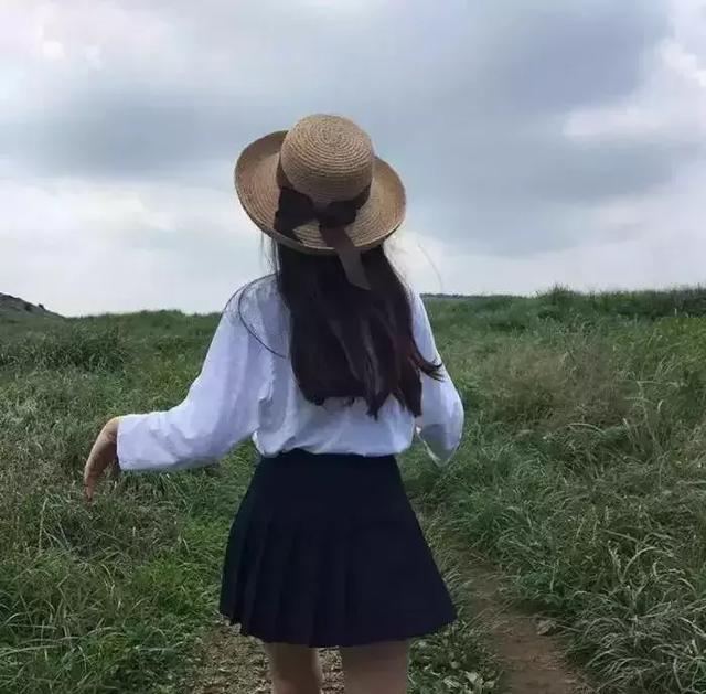 好看的背影图片女生，28张背影图微信（背影头像集）
