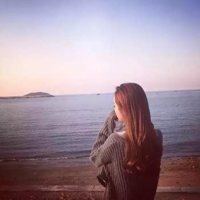 好看的背影图片女生，28张背影图微信（背影头像集）