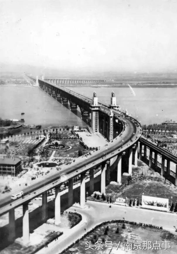 南京长江大桥大桥简介，南京长江大桥百科（关于南京长江大桥你所不知道的一切）