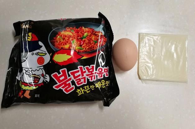 火鸡面的神仙吃法怎么吃不辣，绝对是道让你能接受的美食