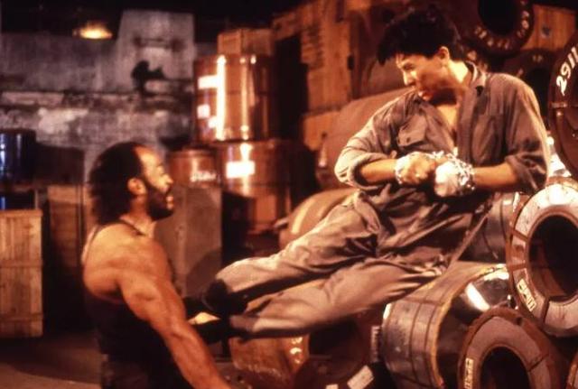 袁和平导演的电影，袁和平拍过什么电影（袁和平执导的九部电影）