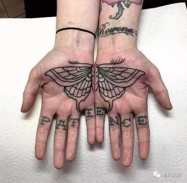 手指纹身容易洗掉吗，手指上纹身容易掉色吗（不仅容易暴露还容易褪色）