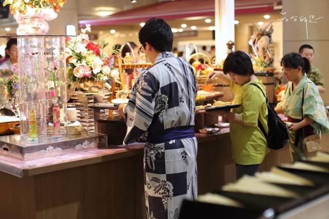 日语欢迎光临怎么说，日语餐厅服务员用语大全（日本的这个地方）