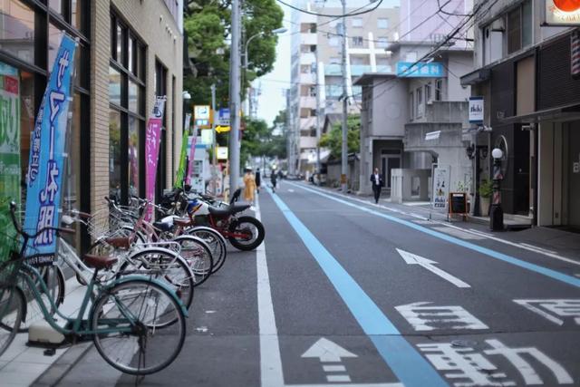 日语欢迎光临怎么说，日语餐厅服务员用语大全（日本的这个地方）