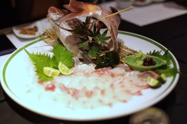 日语欢迎光临怎么说，日语餐厅服务员用语大全（日本的这个地方）