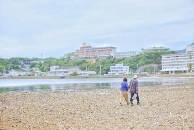 日语欢迎光临怎么说，日语餐厅服务员用语大全（日本的这个地方）