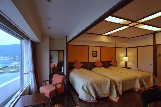 日语欢迎光临怎么说，日语餐厅服务员用语大全（日本的这个地方）