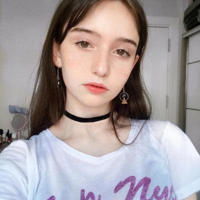 欧美女生头像微信，欧美女生头像（超好看的欧美女生微信头像2018精选）