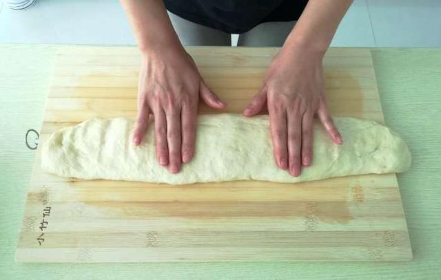 油条怎么做好吃，油条的做法（教你在家做放心油条）