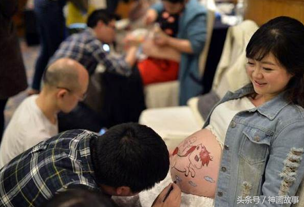 孕妇肚皮上涂鸦，孕妇肚皮怎么画（孕妇肚皮上的创意涂鸦）