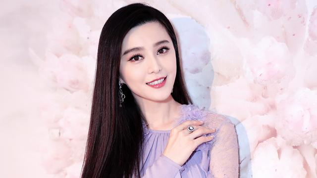 2,娱乐圈属鸡的女明星,你还认识有哪几位?