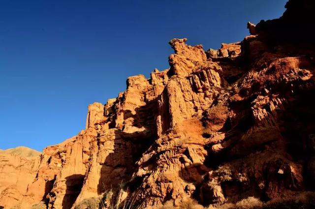 丹霞地貌特征,中国十大丹霞地貌(丹霞地貌命名地了解一下) 丹霞地貌特征,中国十大丹霞地貌(丹霞地貌命名地了解一下)