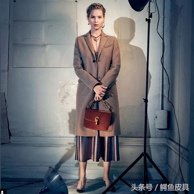 为什么叫刘雯大婊姐，刘雯是谁的表姐（时尚界大表姐刘雯为什么叫大表姐）