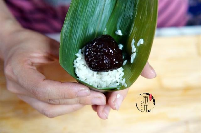 包粽子的配料有哪些，包粽子的材料（包粽子就这么做）