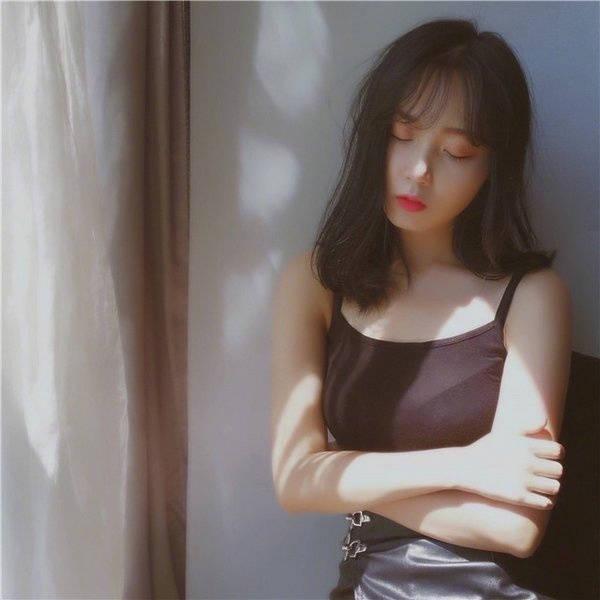 心情不好怎么发朋友圈，心情不好怎么发朋友圈句子（一个人心情不好的朋友圈说说）