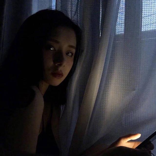 心情不好怎么发朋友圈，心情不好怎么发朋友圈句子（一个人心情不好的朋友圈说说）