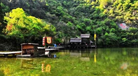 苏有朋版《倚天屠龙记》，蝶谷医仙胡青牛的地方，美景原来是这里