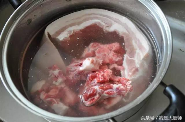 陕西腊汁肉夹馍，西安风味腊汁肉夹馍（西安老厨师讲究正宗腊汁肉夹馍的详细做法）