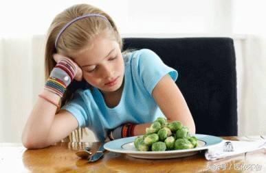 哮喘吃什么好，哮喘吃什么药好呢（哮喘病人的饮食要清淡易消化）