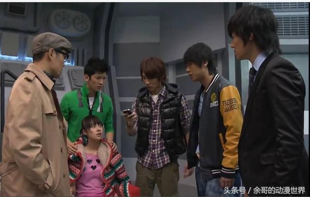 铠甲勇士拿瓦中饰演马青山的是谁，铠甲勇士拿瓦马青山（铠甲勇士里的五支铠甲队伍）