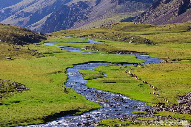 徒步博格达峰，孤寂的行者——记天山博格达峰自然保护区大东沟徒步