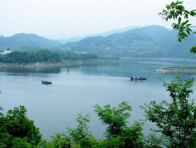 陕西安康旅游景点，安康有哪些旅游景点（盘点陕西安康六大旅游景点）