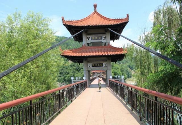 陕西安康旅游景点，安康有哪些旅游景点（盘点陕西安康六大旅游景点）