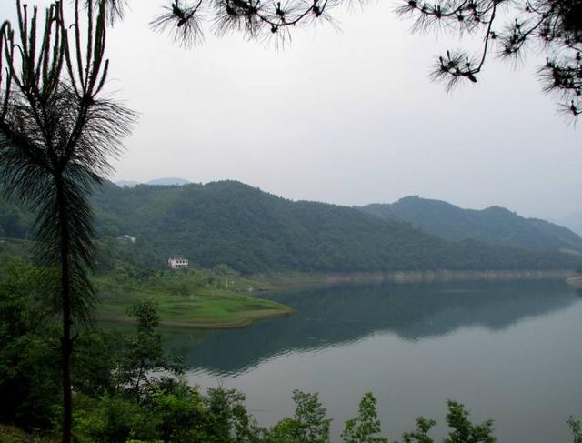 陕西安康旅游景点，安康有哪些旅游景点（盘点陕西安康六大旅游景点）