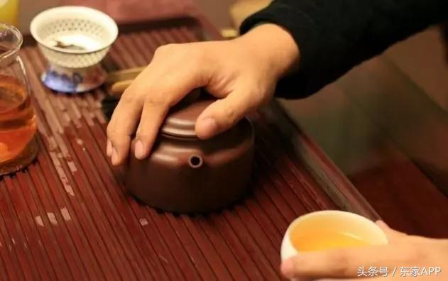 紫砂壶怎么养，紫砂壶怎么养才正确（其实很简单，关键记住干净二字）
