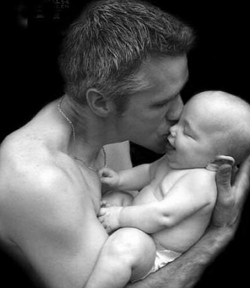 多米尼加习俗，多米尼加传统服饰（不同的风俗，同样的父爱）