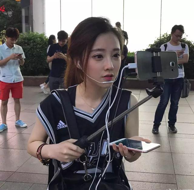 森女系多了一个g是什么，森女系多了个g是什么意思（到底是谁染黑了恶魔的翅膀）