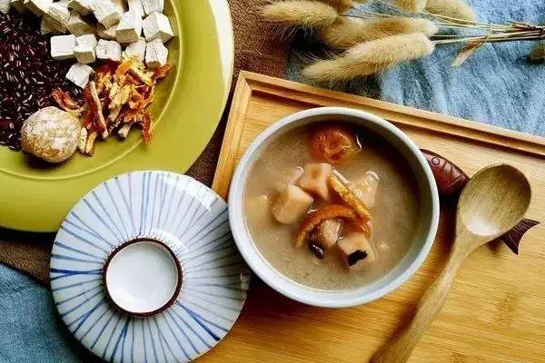 养身汤怎么做，如何制作养生汤（不但能祛湿健脾）