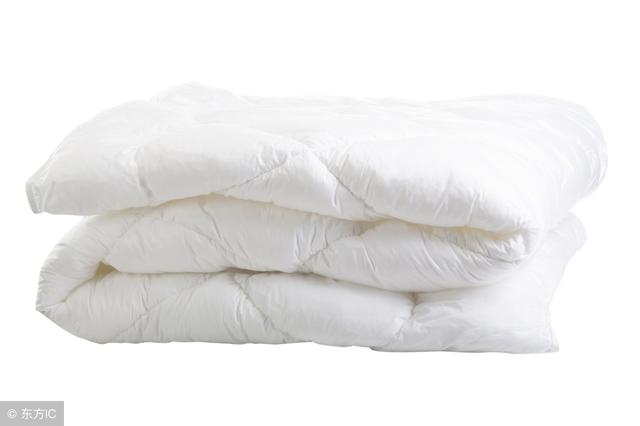 聚酯纤维的缺点，聚酯纤维四件套的优缺点（不知道聚酯纤维是什么）