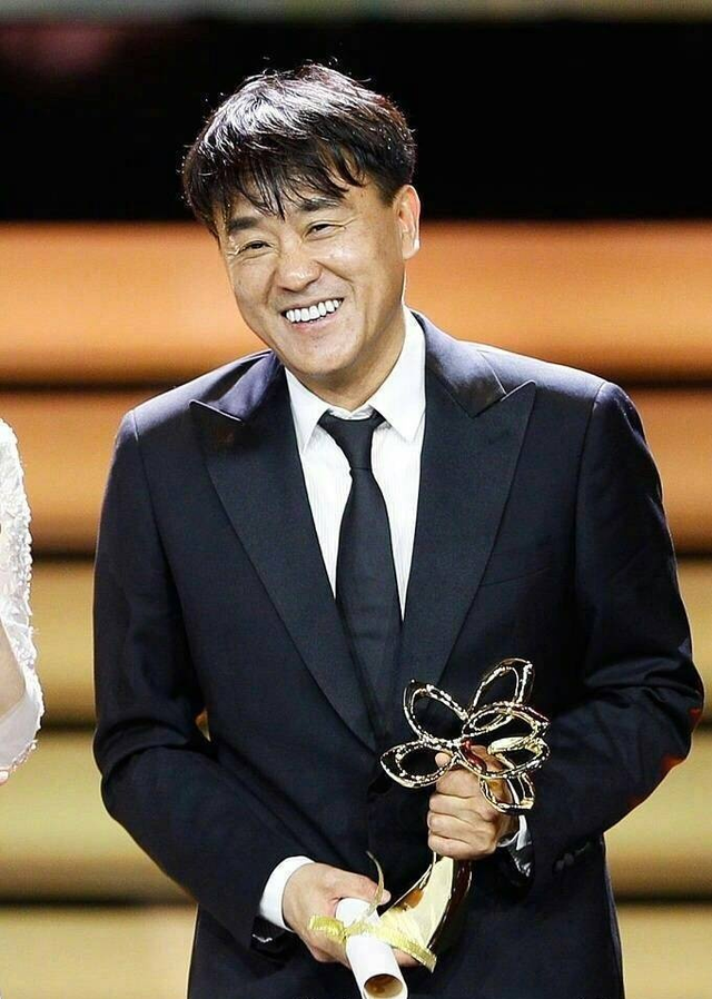 何兵说的话,大家都会看傻,但是一提到宋词在大宋的黑牢官,马上就会