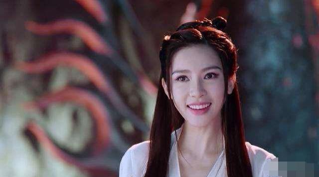 《玄门大师》爱上了潘霜霜这只"狐狸精",你被迷她住了吗?