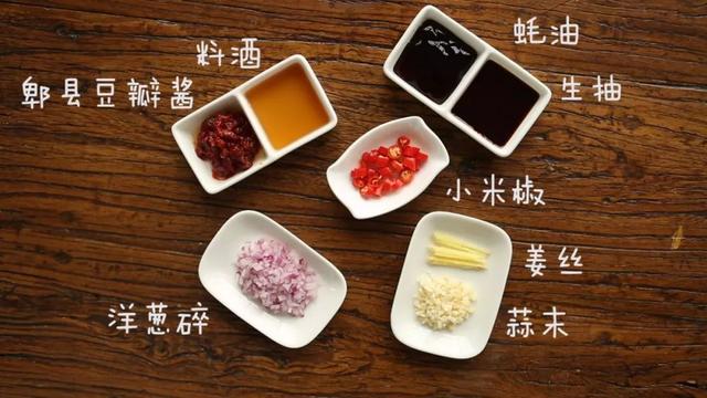 花甲米线的正宗做法家庭版，世界杯专供菜——花甲米线