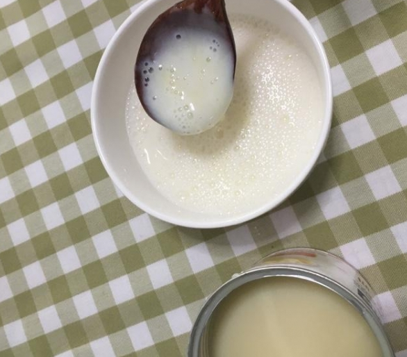 西瓜牛奶怎么做冰棒，西瓜牛奶怎么做冰棒好吃（教你在家做西瓜冰棒）