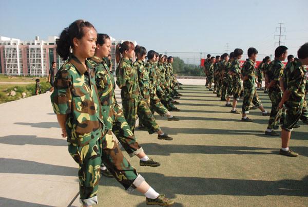 军井未掘将不言渴全文，军井未掘将不言渴全文什么意思（餐前诗/战友冷暖永记心头）