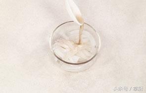 怎样做鱿鱼丝这道菜，鱿鱼丝这么做，好吃到停不下来