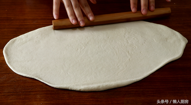 怎么做葱油花卷，葱香花卷怎么做最简单又好看（教你做好看又好吃的葱油花卷）