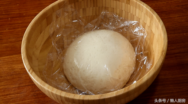 怎么做葱油花卷，葱香花卷怎么做最简单又好看（教你做好看又好吃的葱油花卷）