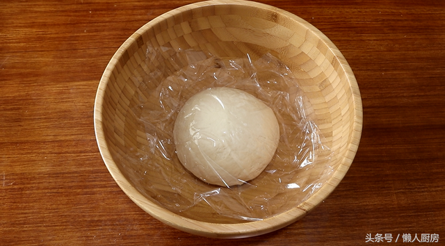 怎么做葱油花卷，葱香花卷怎么做最简单又好看（教你做好看又好吃的葱油花卷）